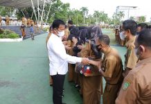 Halal Bihalal Usai Cuti Bersama, Wako Rudi Pastikan Layanan Pemko Batam Mulai Normal Halal Bihalal Usai Cuti Bersama, Wako Rudi Pastikan Layanan Pemko Batam Mulai Normal