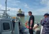 Miskomunikasi, Kapal World Progress Berbendera Liberia Bermuatan CPO 34.854 MT Kembali Berlayar Kapal MT World Progress berbendera Liberia dengan muatan CPO 34.854 matrik ton kembali berlayar menuju India dikawal oleh Tim patroli KRI Beladau-643
