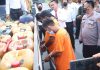 Ini Biang Kerok Kelangkaan BBM Solar Bersubsidi di Karimun, Polisi Amankan Tiga Tersangka Tiga orang tersangka berinisial MS, YS dan EH berikut barang