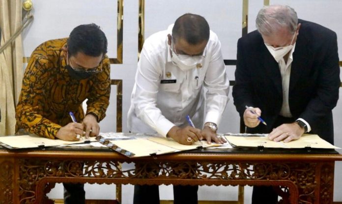Pemkab Karimun teken MoU dengan PT Gurin Energy perusahaan asal Singapur Pemkab Karimun teken MoU dengan PT Gurin Energy perusahaan asal Singapur