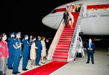 Rombongan Presiden Jokowi Mendarat di Pangkalan Militer Andrews Washington DC Rombongan Presiden Jokowi Mendarat di Pangkalan Militer Andrews Washington DC