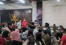 Libur Nasional, Gerai Vaksinasi di Grand Batam Mall Ramai Dikunjungi Masyarakat Batam Vaksinasi Binda Kepri di Grand Batam Mall