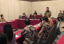 Wabup Lingga Ditunjuk jadi Wakil Ketua tim 11 Pembentukan BPPKB Kelapa Indonesia Wabup Lingga Ditunjuk jadi Wakil Ketua tim 11 Pembentukan BPPKB Kelapa Indonesia