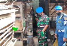 Jaga Lingkungan, Pomal Tertibkan Hewan Peliharaan di Komplek Rumdis TNI AL Detasemen Polisi Militer TNI Angkatan Laut (Denpomal) Pangkalan Angkatan Laut