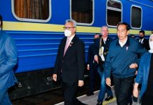 Menuju Kyiv Ukraina Pakai Kereta Luar Biasa, Presiden Jokowi: Doakan Misi Niat Baik Ini Presiden Jokowi ke Ukraina