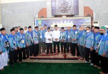 Walikota Rudi Lepas 157 JCH Batam, Jemaah Dibekali 1.200 Riyal dan Sambal Walikota Rudi Lepas 157 JCH Batam, Jemaah Dibekali 1.200 Riyal dan Sambal