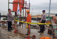 Dua Pekerja PT MOS Tewas Saat Hujan Lebat dan Angin Kencang