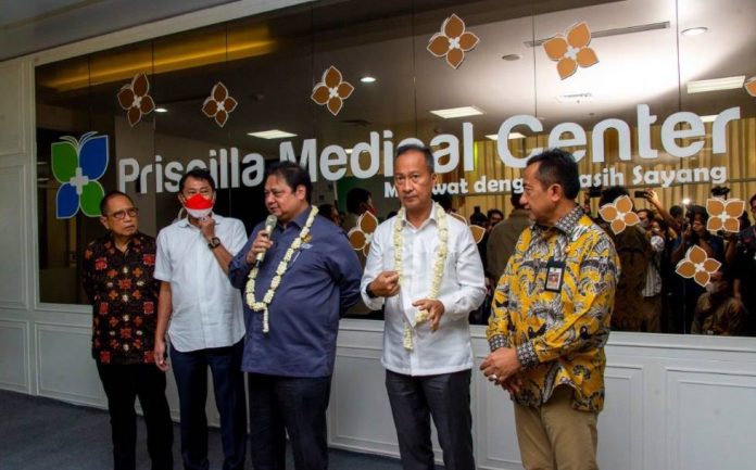 Menko Airlangga Resmikan Priscilla Medical Center Cilacap