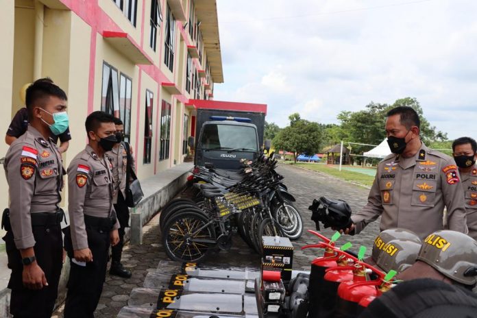 Puslitbang Polri Evaluasi Peralatan Dalmas dan PHH Polri di Polres Bintan
