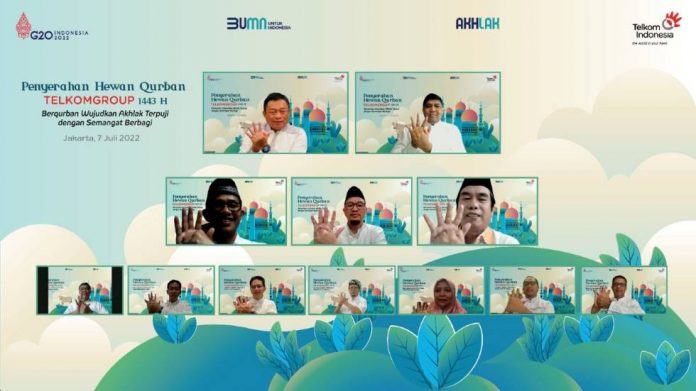 TelkomGroup dan Karyawan Salurkan 922 Ekor Hewan Qurban