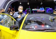 Buka GIIAS 2022, Airlangga Sambut Positif Kehadiran Mobil Listrik dan Beri Banyak Insentif Buka GIIAS 2022, Airlangga Sambut Positif Kehadiran Mobil Listrik dengan Banyak Insentif