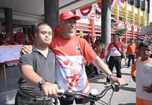 Rajin Sholat Berjamaah, Uncu Dapat Hadiah Sepeda Dari Gubernur Sumbar