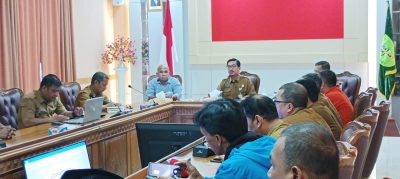 Sekda Natuna Boy Wijayanto pimpin Rapat