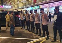 Personel Polsek Lubuk Baja Lakukan Pengamanan Nagoya Thamrin Fashion Week