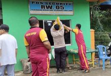 Taufik Hidayat Alami Kecelakaan, Kapolsek Sekupang Bersama Patroli Sigap Beri Pertolongan