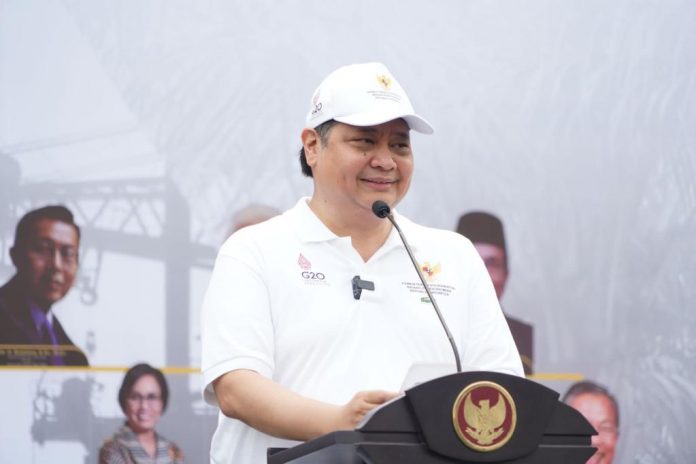 Menko Airlangga dan Stok Beras