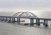 Video Detik Detik Ledakan Bom Diduga dari Truk Terjadi di Jembatan Crimea Bom Jembatan Crimea hubungkan dengan daratan Rusia