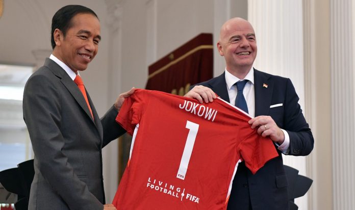 Jokowi dan Persiden FIFA
