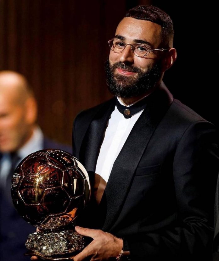 Karim Benzema Raih gelar Ballon d'Or 2022