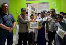 Peduli Masyarakat, Kapolsek Sagulung Serahkan Bantuan ke Panti Asuhan
