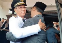 Resmi Pj Gubernur DKI Jakarta, Heru Budi Hartono Lepas Anies Baswedan dengan Pelukan Pj Gubernur Heru Budi