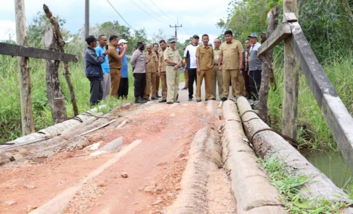 Roby Pastikan Jembatan Kampung Rekoh Desa Penaga Bintan Selesai 2023
