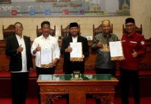 DPRD Sahkan APBD Kota Batam Tahun 2023 Senilai Rp 3,298 Triliun DPRD Sahkan APBD Kota Batam Tahun 2023