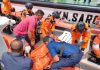 PPLP II Tanjunguban Temukan Mayat Wanita Terapung Korban Kapal Terbalik ke Malaysia PPLP II Tanjunguban Temukan Mayat Wanita Terapung