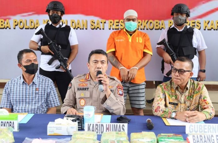 Polda Kepri dan Sabu 58 Kilogram dari Malaysia Polda Kepri dan Sabu 58 Kilogram dari Malaysia