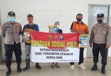 Polisi Pelabuhan Harbour Bay Salurkan Bantuan ke Sekuriti hingga Pekerja Kantin