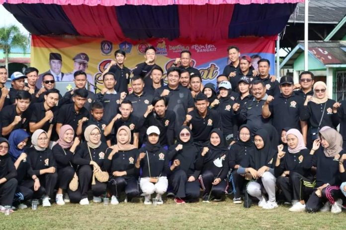 Roby Apresiasi Karang Taruna Bintan Roby Apresiasi Karang Taruna Bintan di Bulan Bakti Bersama Masyarakat