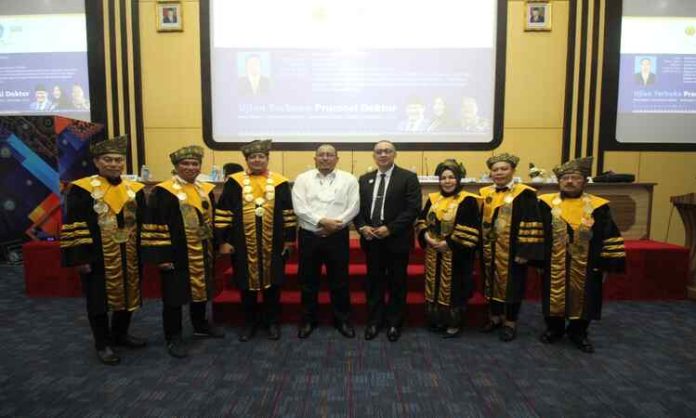 Dua Putra Daerah Asal Kepri Raih Gelar Doktor