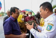 Gubernur Ansar Sambut Kedatangan Ketua Makamah Agung RI di Bandara RHF Tanjungpinang