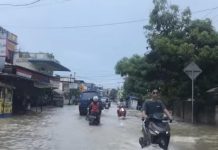 Cuaca Ekstrim, BMKG Imbau Warga Pesisir Tiga Wilayah Di Karimun Ini Waspada Banjir Rob Banjir Rob di bilangan Kecamatan Meral, Tanjungbalai Karimun