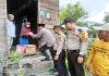 Kamis Barokah, Dua Warga dapat Bantuan dari Polsek Merbau