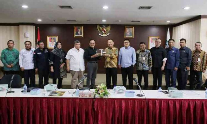 Komisi I DPRD Kepri Menerima Kunjungan Komisi I DPRD Sumsel