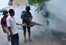 Kolonel TNI AL (Pur) Suharto dan Remaja Bahari Gelar Fogging Cegah DBD di Bintan Utara Fogging Bintan Utara