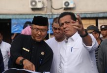 Gubernur Ansar Bersama Pemko Tanjungpinang, Permak Pusat Kuliner Akau Potong Lembu Gubernur Ansar turun langsung ke Akau Potong Lembu pada Jum'at (13/01)
