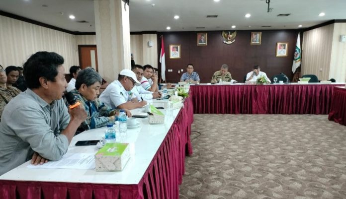 Komisi III DPRD Kepri Minta Aplikator Driver Online Komisi III DPRD Kepri Minta Aplikator Driver Online Terapkan Tarif Sesuai SK Gubernur