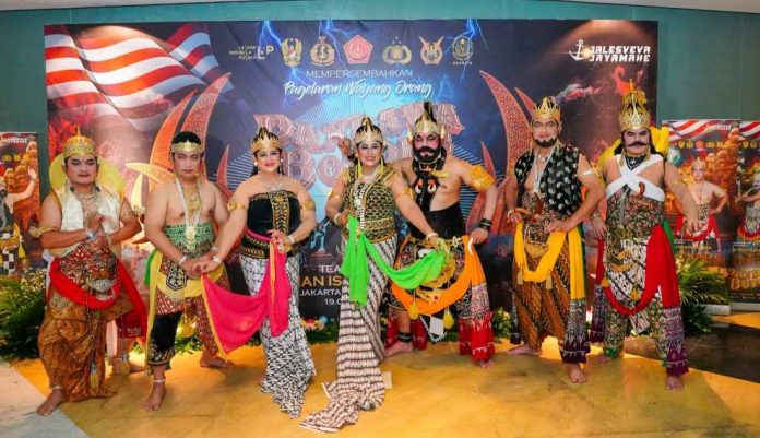 Panglima, Kapolri dan Kepala Staf Main Wayang Orang
