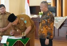 Mou Pemkab Kepulauan Anambas dan Universitas Islam Riau untuk Paska Sarjana Pemerintah Kabupaten Kepulauan Anambas dan Universitas Islam Riau