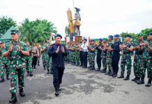 TNI-Polri Tegaskan Kawal Seluruh Kebijakan Pemerintah Terkait Pembangunan Papua TNI-Polri Tegaskan Kawal Seluruh Kebijakan Pemerintah Terkait Pembangunan Papua