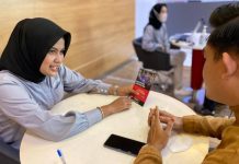 Telkomsel Hadirkan Paket RoaMAX Umroh Mulai Rp275.000 Telkomsel Hadirkan Paket RoaMAX Umroh (2)