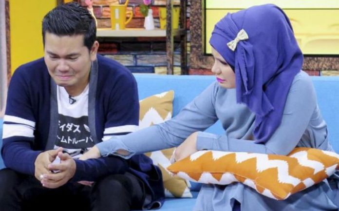 Adelia dan Indra Bekti Cerai