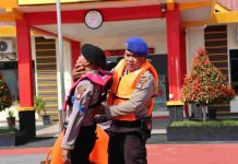 Sat Polairud Polres Bintan Berikan Pelatihan Penyelamatan Di Laut