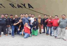 Sosok Roy Huffington dimata awak media