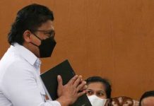 Hakim Memutuskan Ferdy Sambo Divonis Hukuman Mati Ferdy Sambo Saat Sidang dan Diputuskan Hukuman Mati (foto net)