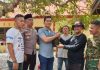 Insan Pers Anambas Serahkan Plakat Kenang-Kenangan ke Kacabjari Roy Huffington Insan Pers Anambas Serahkan Plakat Kenang-Kenangan ke Kacabjari Roy Huffington