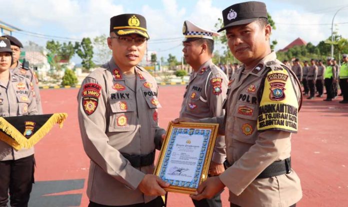 AKBP Riky Iswoyo Kapolres Bintan AKBP Riky Iswoyo Kapolres Bintan