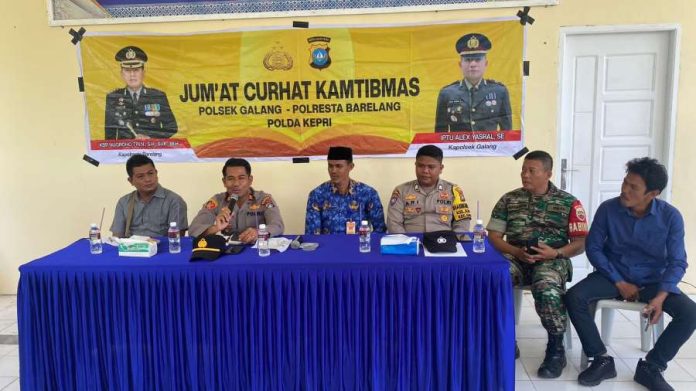 Baru Menjabat Kapolsek Galang, Iptu Alex Yasral Disambut Baik Lewat Jumat Curhat